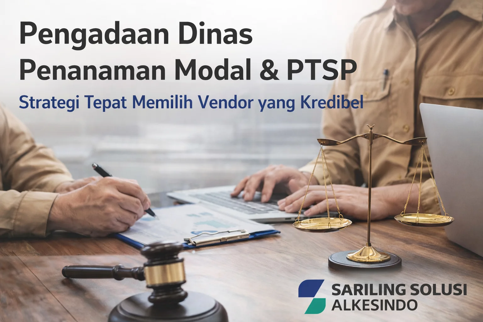 Ilustrasi pengadaan Dinas Penanaman Modal & PTSP dengan ASN bekerja di kantor, dilengkapi simbol hukum serta logo Sariling Solusi Alkesindo sebagai penyedia alat kesehatan untuk instansi pemerintah